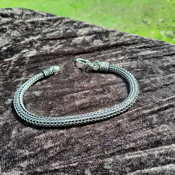Thick Unisex Serpentine Snake Bracelet - Picture 14 of 16